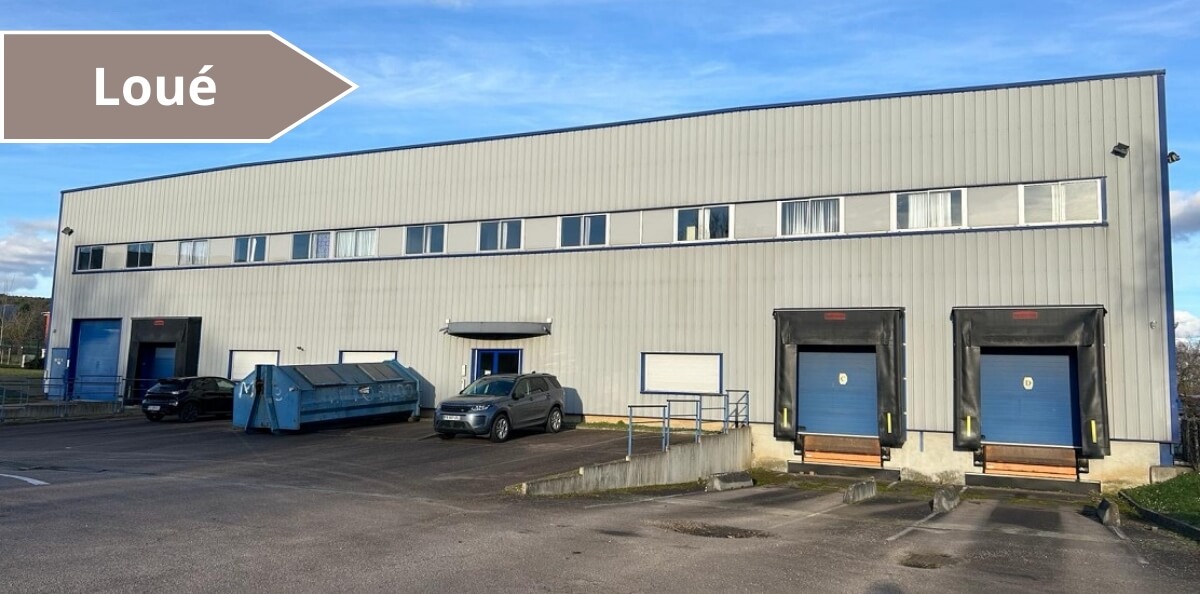 BÂTIMENT INDUSTRIEL de 1800m² à Val-de-Reuil